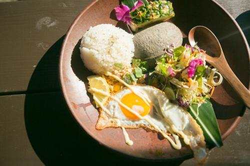 Hostal Keiki Beachhouse & Cafe