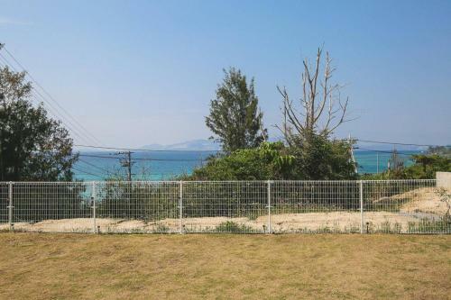 Hermit Hills Apartment In Okinawa Colors