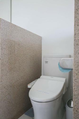 Hermit Hills Apartment In Okinawa Colors