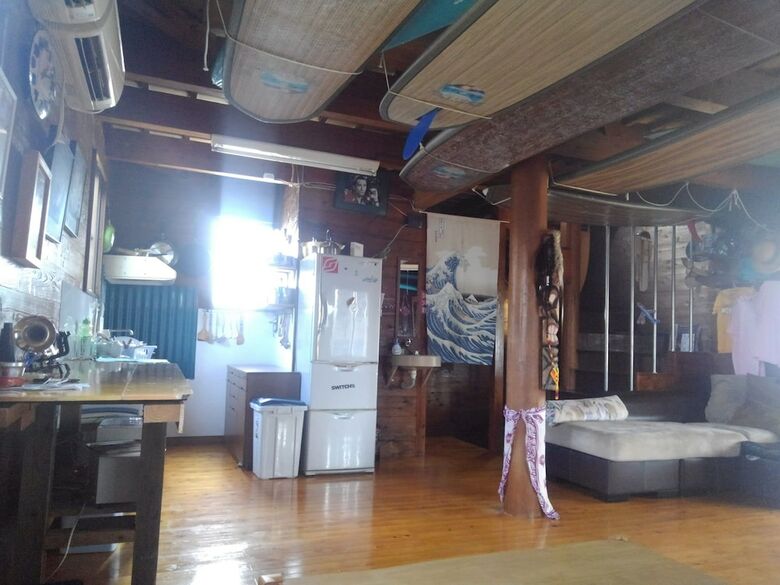 Hostal Tropical Surf House Okinawa