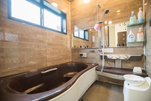 Namba Akiko Villa Hostel