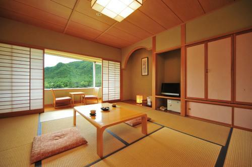 Harunako Onsen Yusuge
