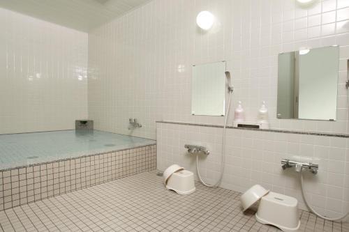 Hotel Road Inn Toba