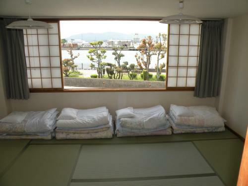 Business Hotel Minshuku Minato