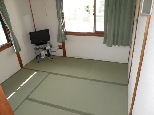 Business Hotel Minshuku Minato