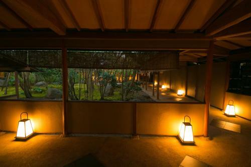 Yakakutei
