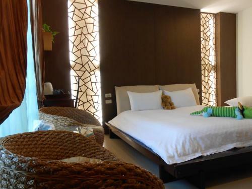 Bed & Breakfast Travel Moment
