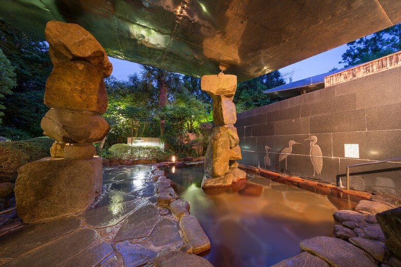Hotel Poppy Springs Resort & Spa