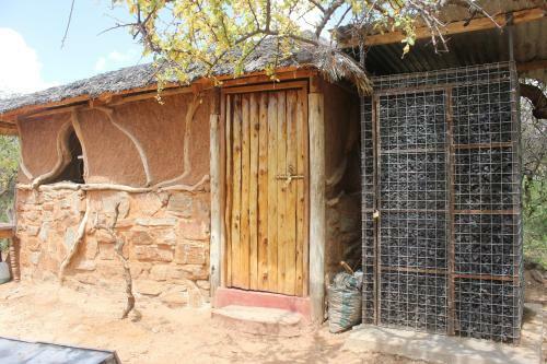 Lion's Cave Camp, Samburu