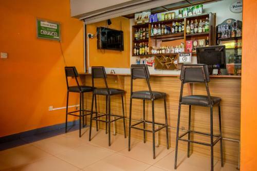 Meru Safari Hotel