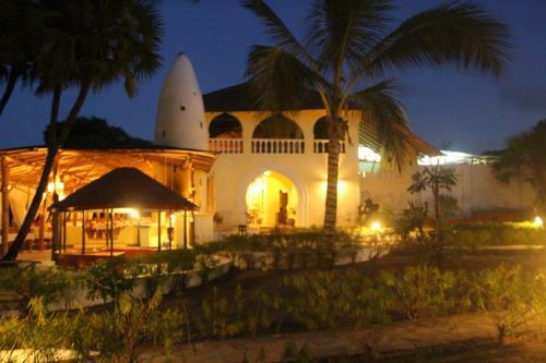 Hotel Angel's Bay Beach Resort