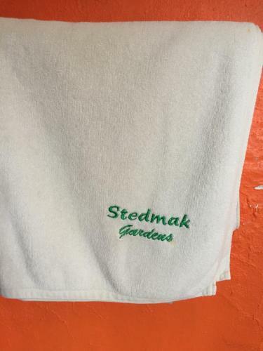 Stedmak Gardens & Hotels