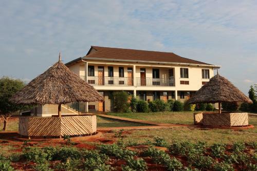 Hostal Voi Lutheran Guesthouse