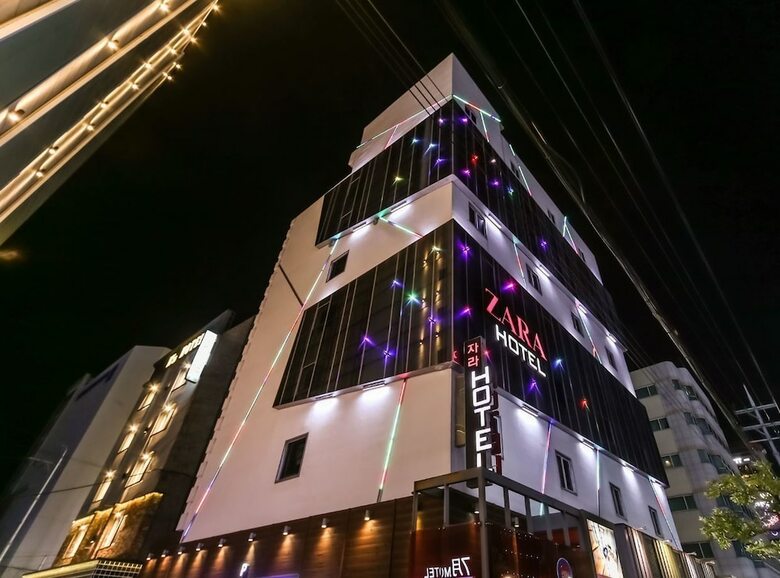 Hotel Zara