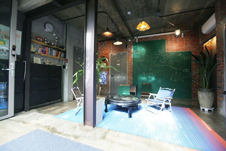 Hostal Hongdae Guesthouse Pajamaparty