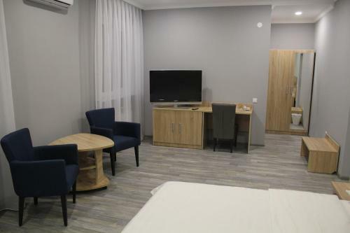 Hotel Inju Hills