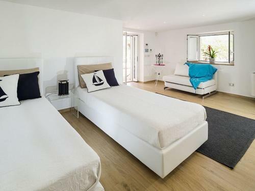 Marina Di Modica Villa Sleeps 18 Pool Air Con Wifi