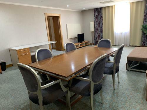 Grand Nur Plaza Hotel