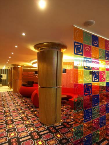 Grand Nur Plaza Hotel