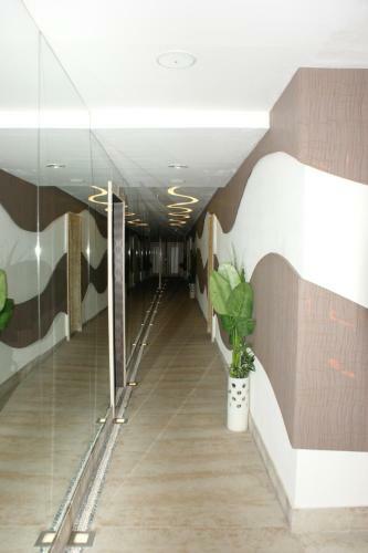 Grand Nur Plaza Hotel