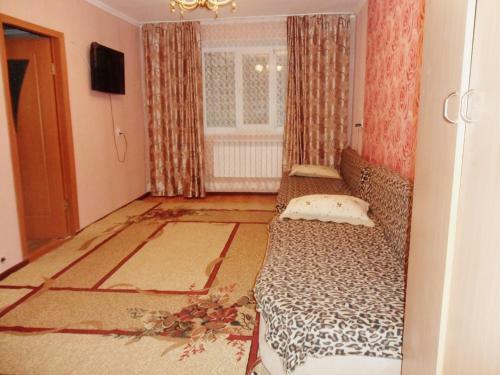 Apartment On Zakarpatskaya Street