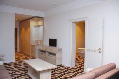 Hotel Koktem Grand
