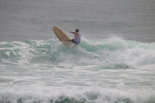 Hotel Shaka Surf Camp