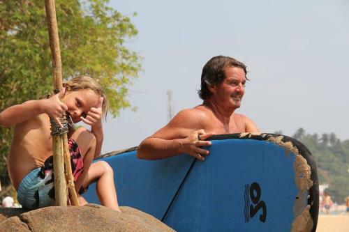 Hotel Shaka Surf Camp