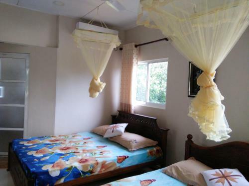 Hostal Budget Vacation Bungalow With Pool By Abha