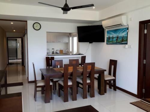 Apartamento Nilaveli Ocean Front Condos