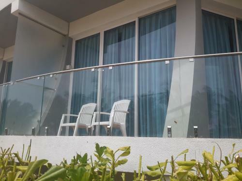 Apartamento Nilaveli Ocean Front Condos