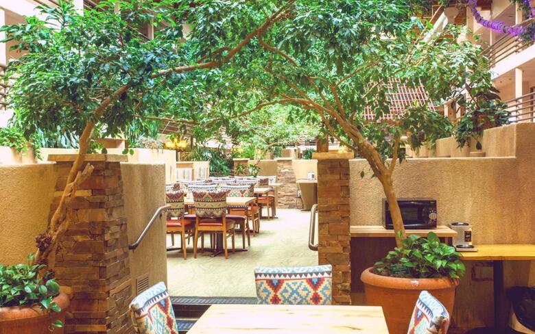 Hotel Canyon Plaza Resort