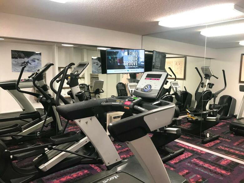 Hotel Canyon Plaza Resort