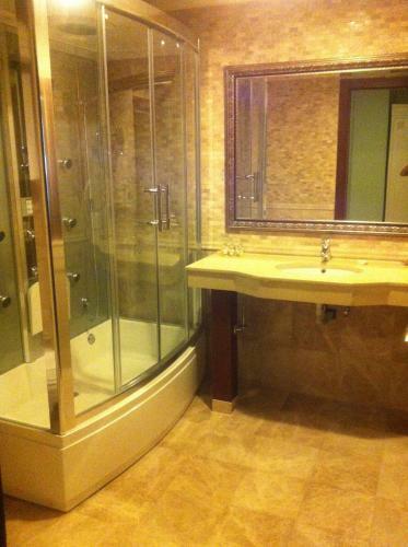 Padok Premium Hotel & Stables