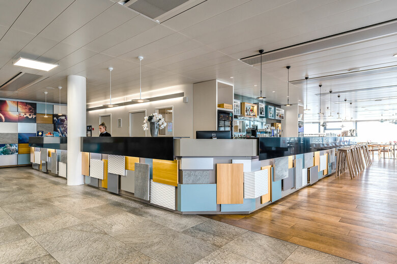 Discovery Hotel