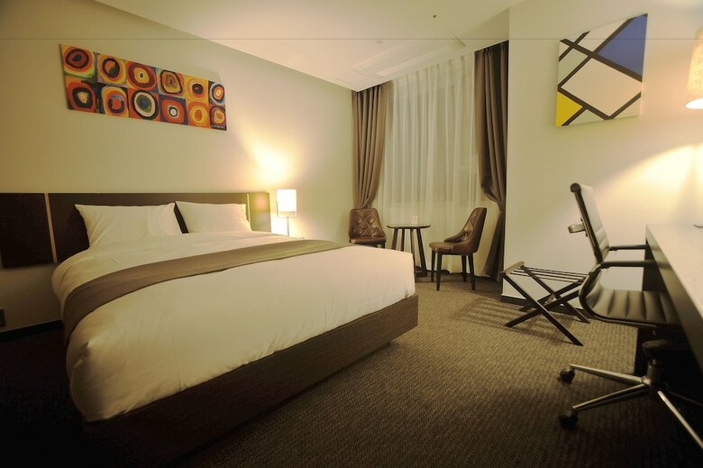 Yongin Central Co-op Hotel