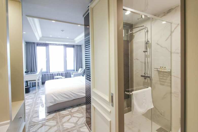 Golden Tulip Ever Yongin Hotel