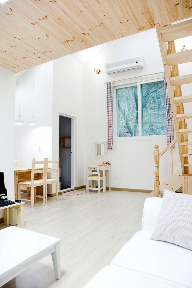 Hotel Namubyeol Pension