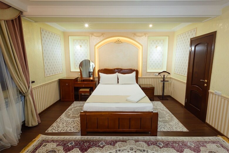 Salut Hotel Almaty