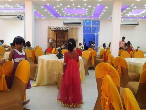 Avanya Hotel And Reception Hall
