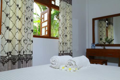 Hostal White Villa Koggala