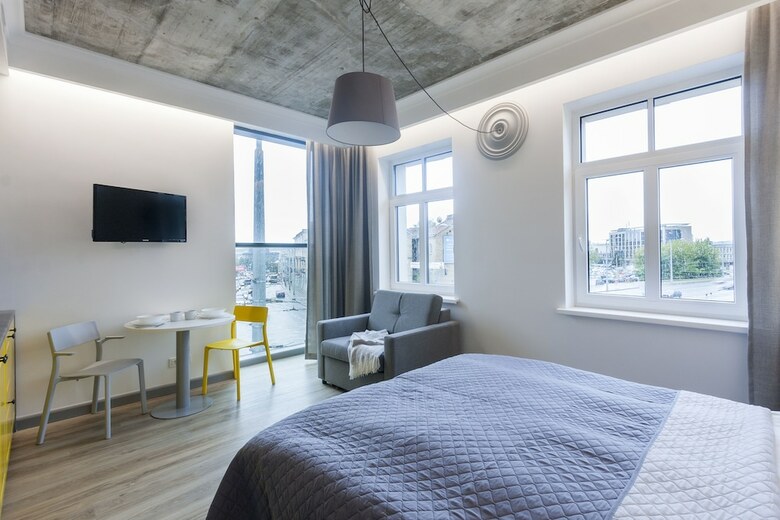 9010 Apartments