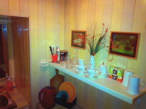 Kitty Apartment, Train Station 300m, Bus Station 200m