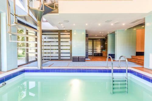 Hotel Highland Park