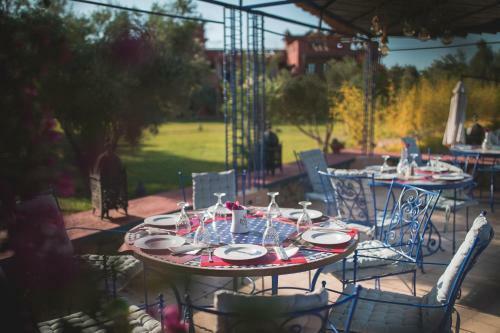 Hostal Le Chant Des Oliviers