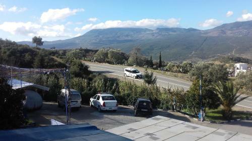 Touraghine Hotel & Cafe