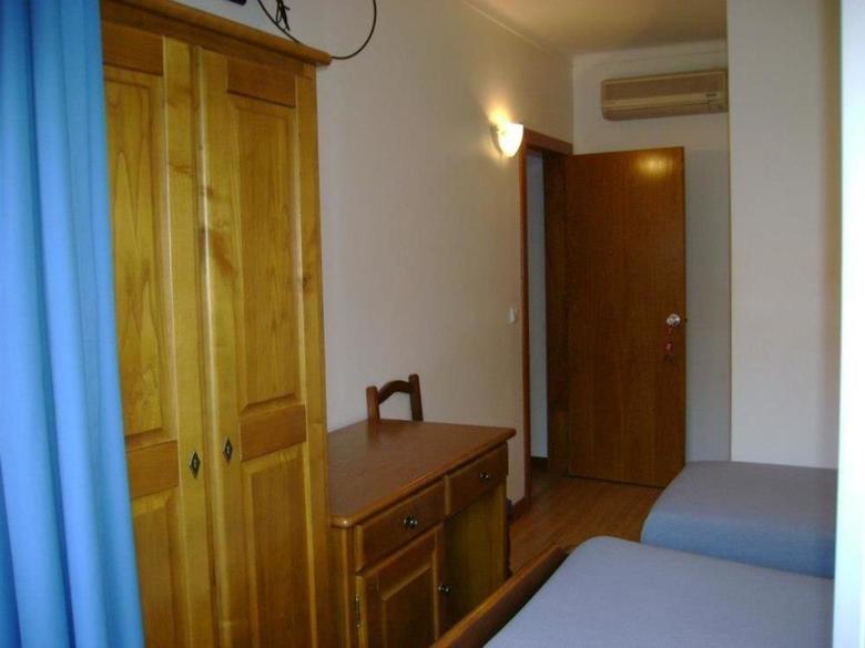 Hostal Residencial Moeda