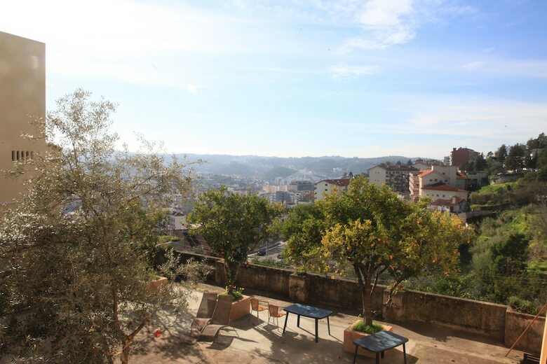Hostal Csi Coimbra & Guest House