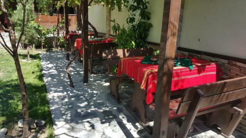 Hostal Keremidchieva Kushta Guest House