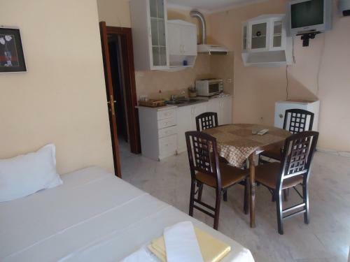 Thomas Palace Apartments